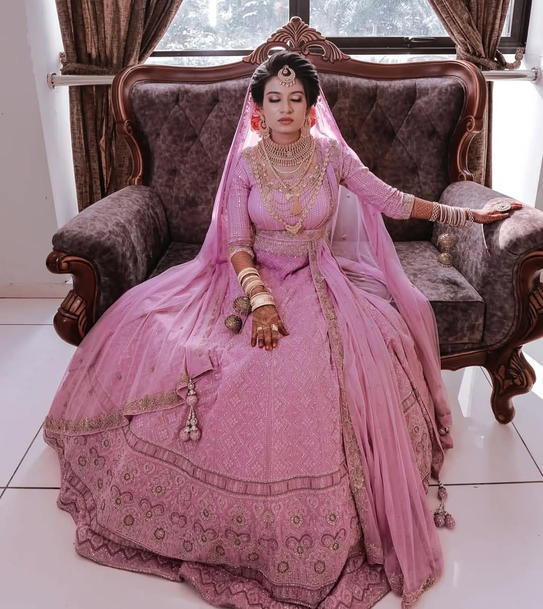 Post 3 by Makeup artist Farzana khan on Instagram (image)