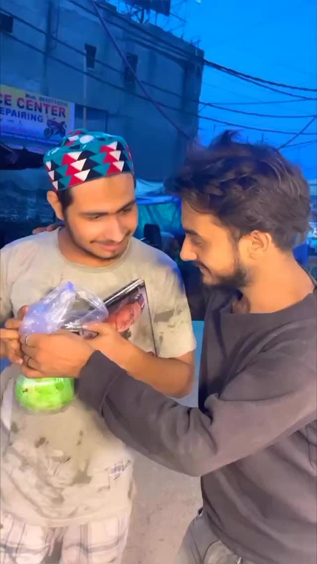 Post 4 by Mohd Sameer Saifi on Instagram (video)
