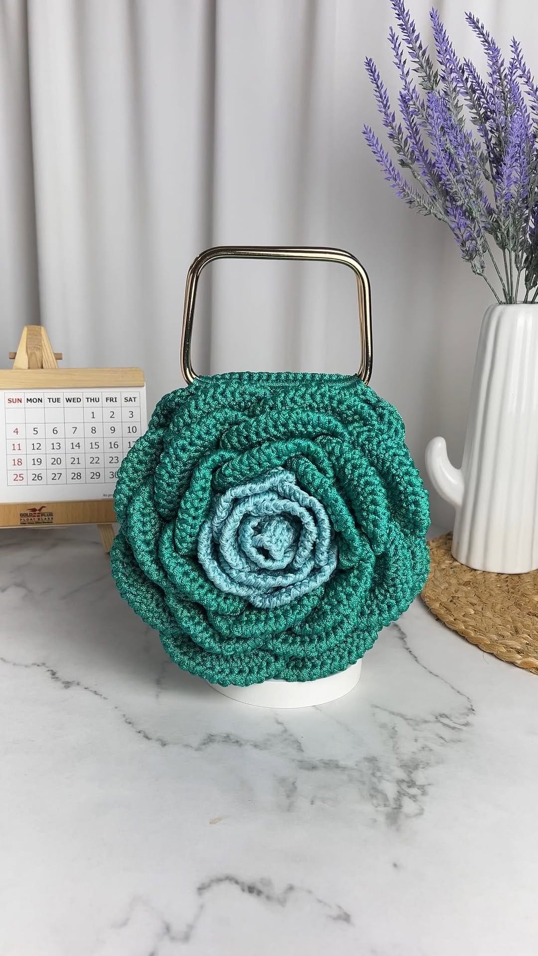 Post 10 by The Crochet Town | Azraa Khuzema on Instagram (video)