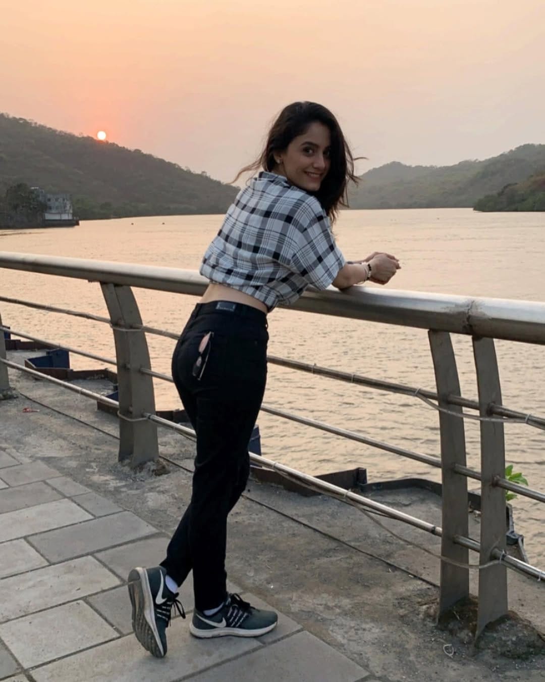 Post 8 by Cheshtaa Mehta Rawat on Instagram (carousel)