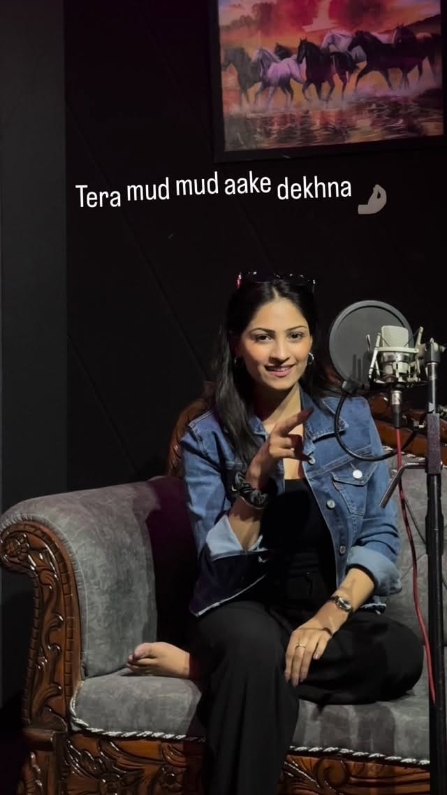 Post 8 by Nitika Jain 🎤 on Instagram (video)