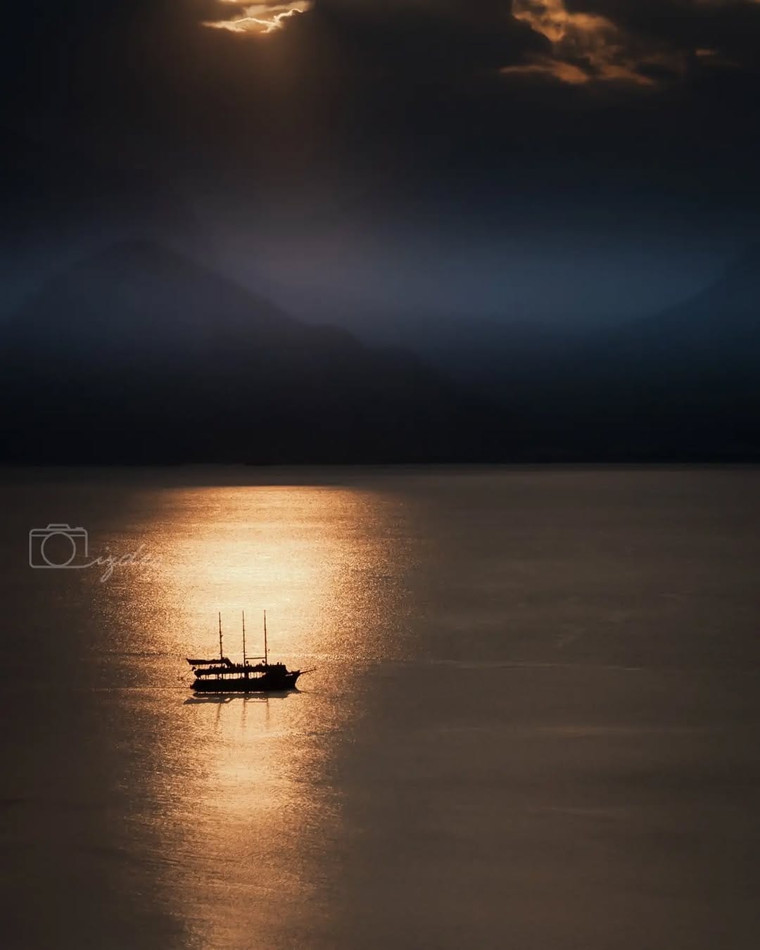 Post 6 by Mehmet Izdes (İzdeş) on Instagram (image)