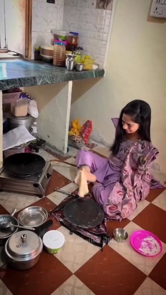 Post 4 by Shubham Chinchole on Instagram (video)