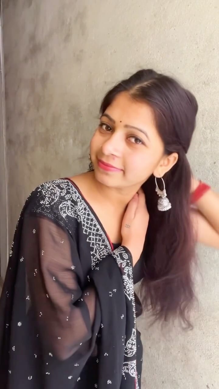 Post 3 by 🦋_Aaru_🦋 on Instagram (video)