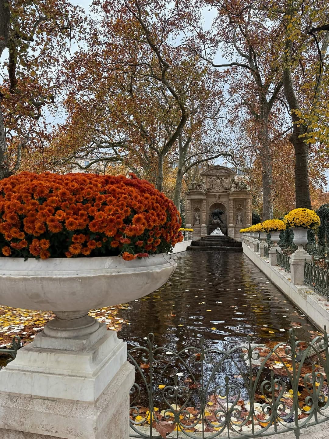 Post 10 by liza | life in milan on Instagram (carousel)