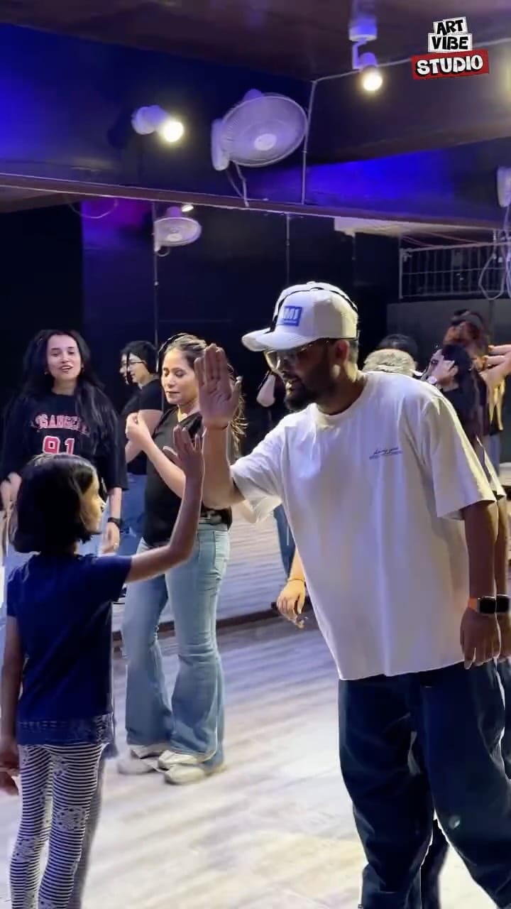 Post 7 by Amit Dans India | Choreographer on Instagram (video)