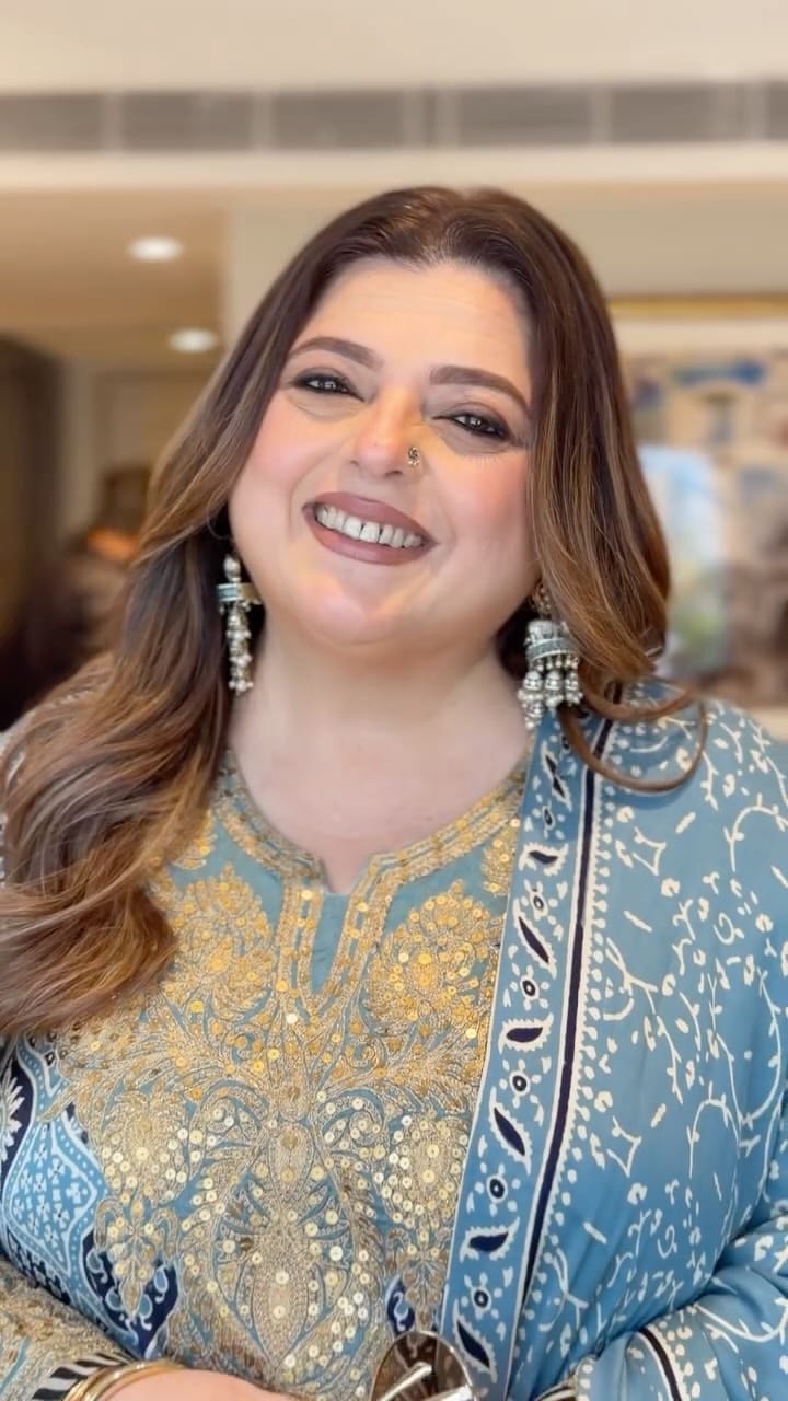 Post 6 by Sona Motwani | Makeup Artist | Hairstylist | Vadodara on Instagram (video)