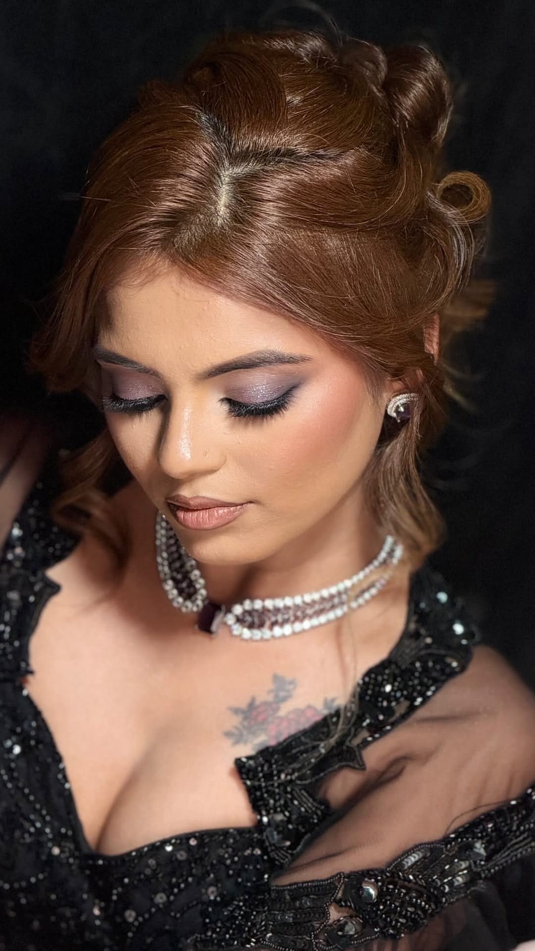 Post 5 by Sona Motwani | Makeup Artist | Hairstylist | Vadodara on Instagram (video)
