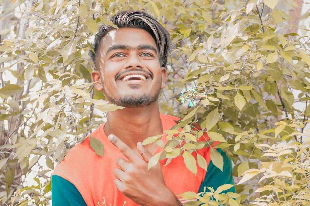 Post 2 by Azhar on Instagram (image)