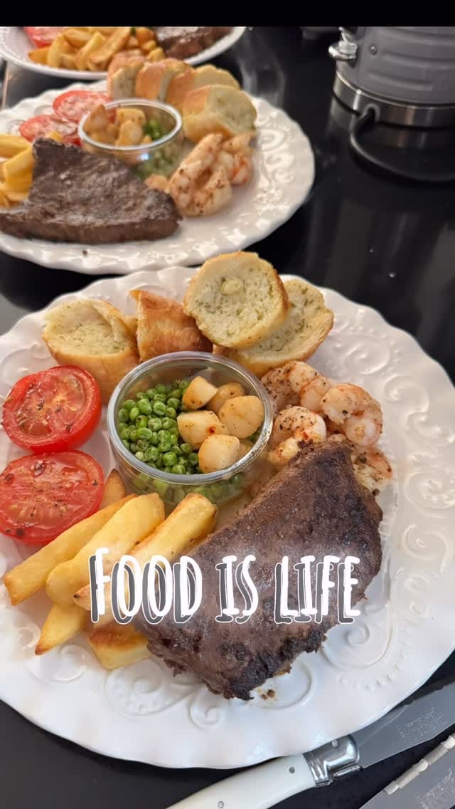 Post 10 by Zoe Chen Thomson on Instagram (video)