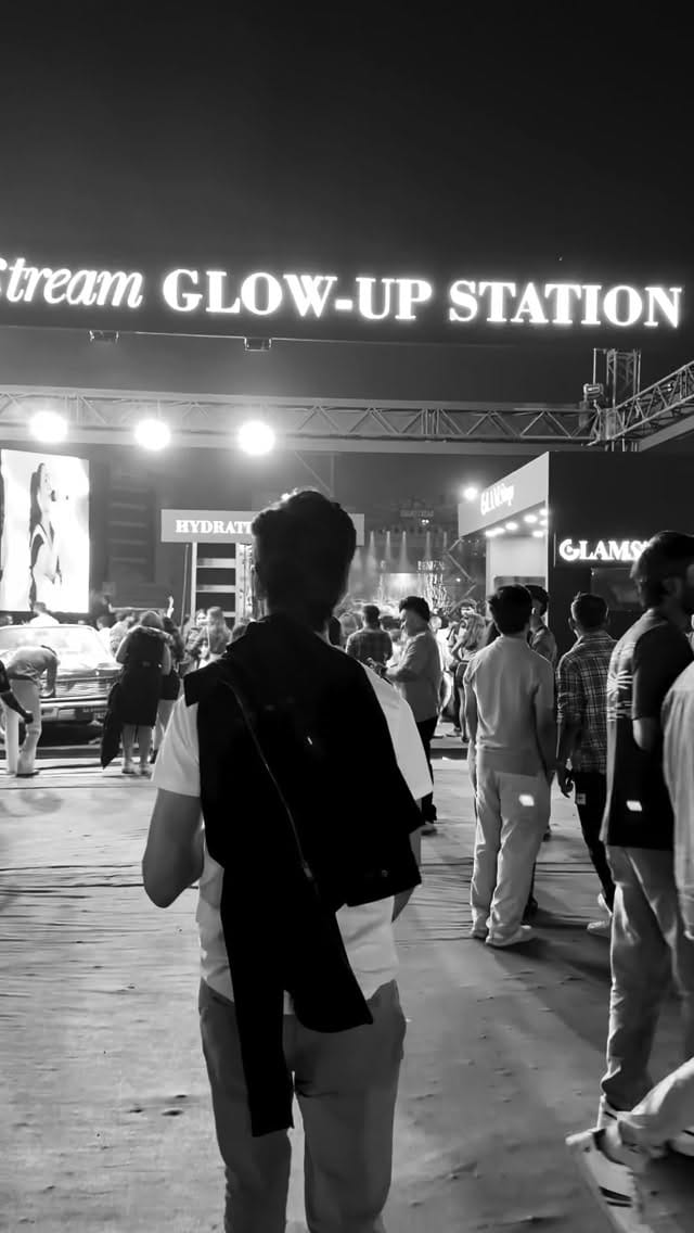Post 9 by HARSH MAHESHWARI on Instagram (video)