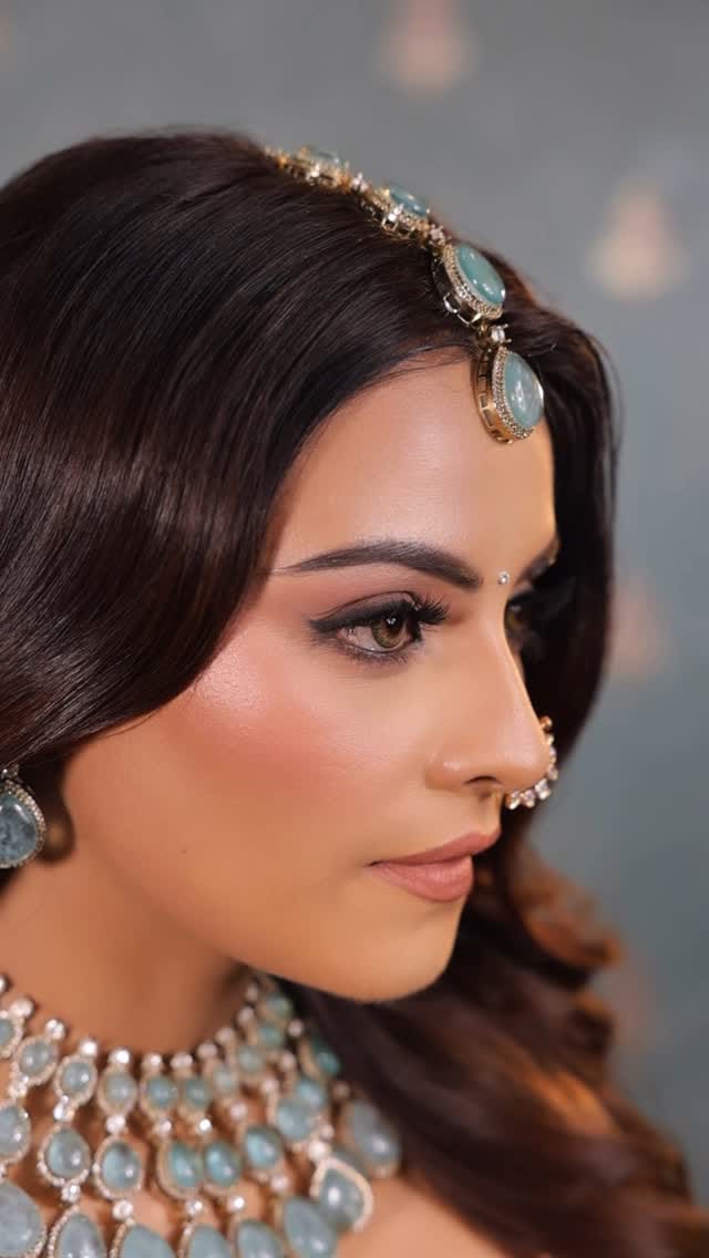 Post 8 by Rridhi R Mhna | Bridal Makeup artist on Instagram (video)