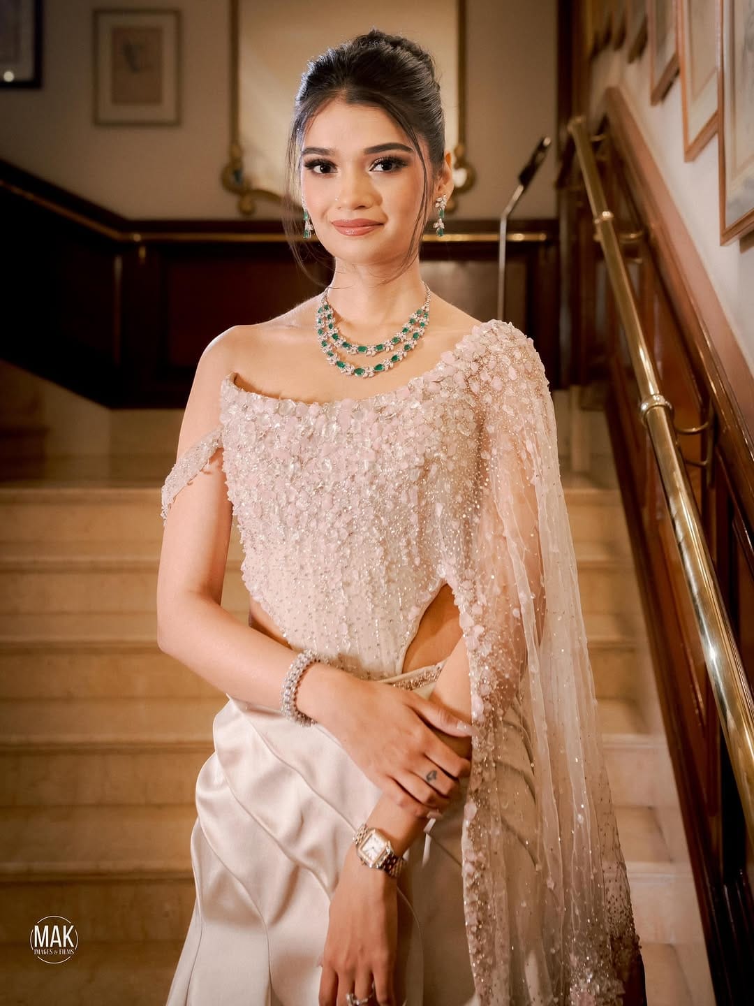 Post 6 by Rridhi R Mhna | Bridal Makeup artist on Instagram (carousel)