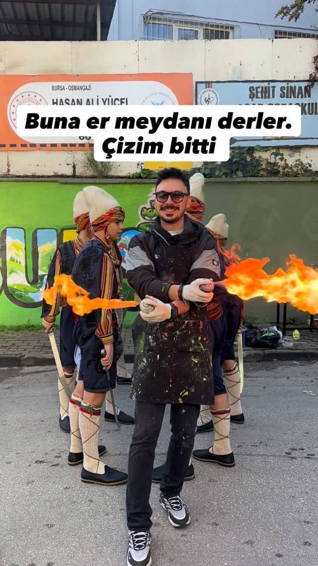 Post 8 by Duvar Resmi Grafiti on Instagram (video)