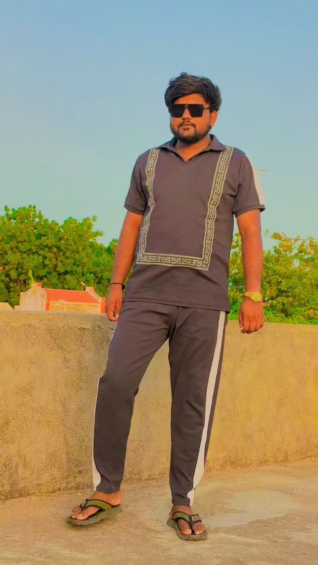 Post 5 by Vipul Jogva on Instagram (video)