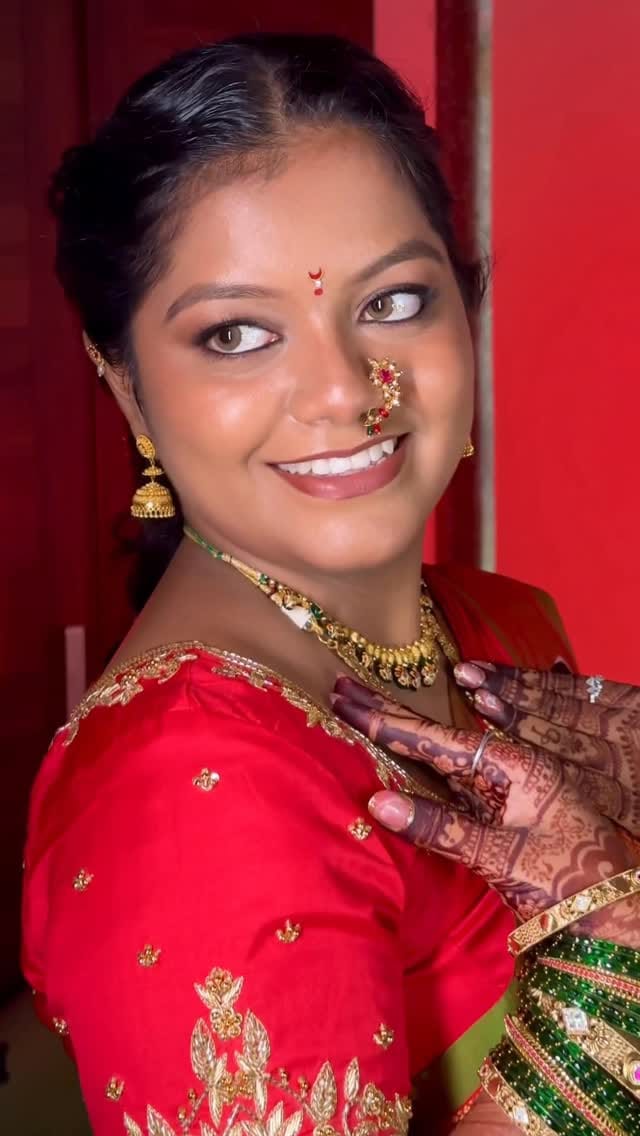 Post 6 by Surbhi Deshpande on Instagram (video)