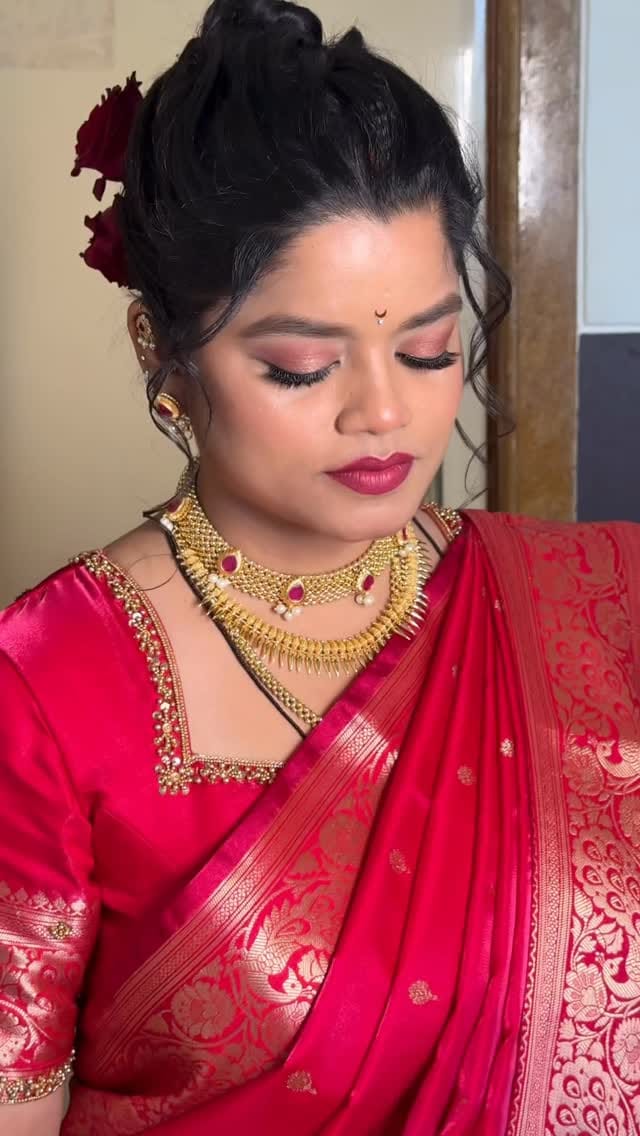 Post 7 by Surbhi Deshpande on Instagram (video)