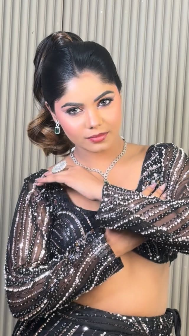Post 6 by Alisha masih on Instagram (video)