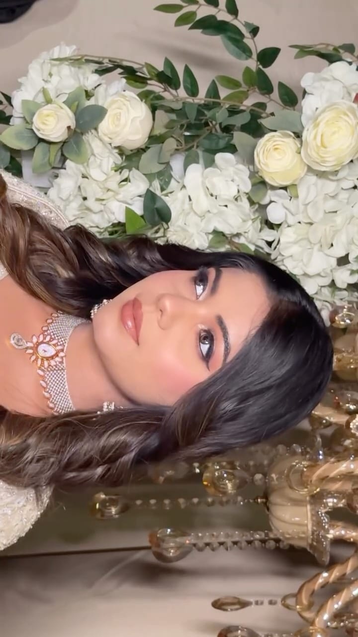 Post 2 by Alisha masih on Instagram (video)