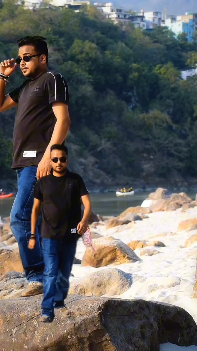 Post 6 by Shubham Kashyap (Dj Shubhz) on Instagram (video)