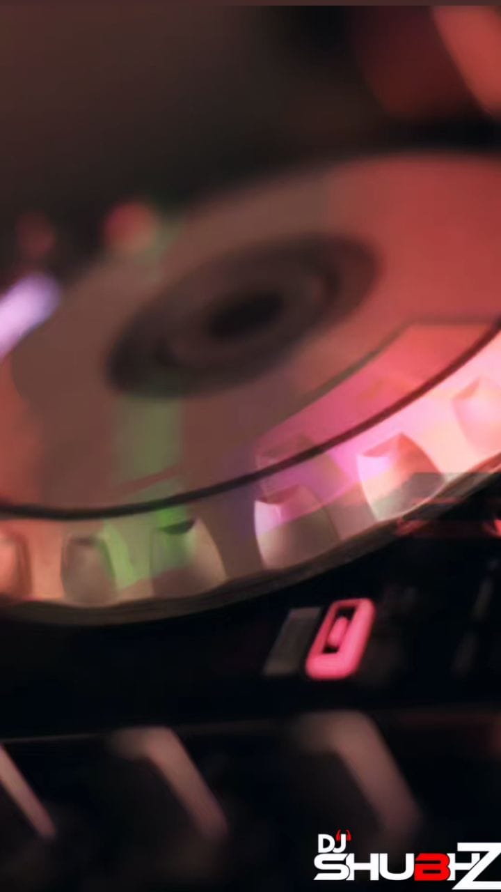 Post 10 by Shubham Kashyap (Dj Shubhz) on Instagram (video)