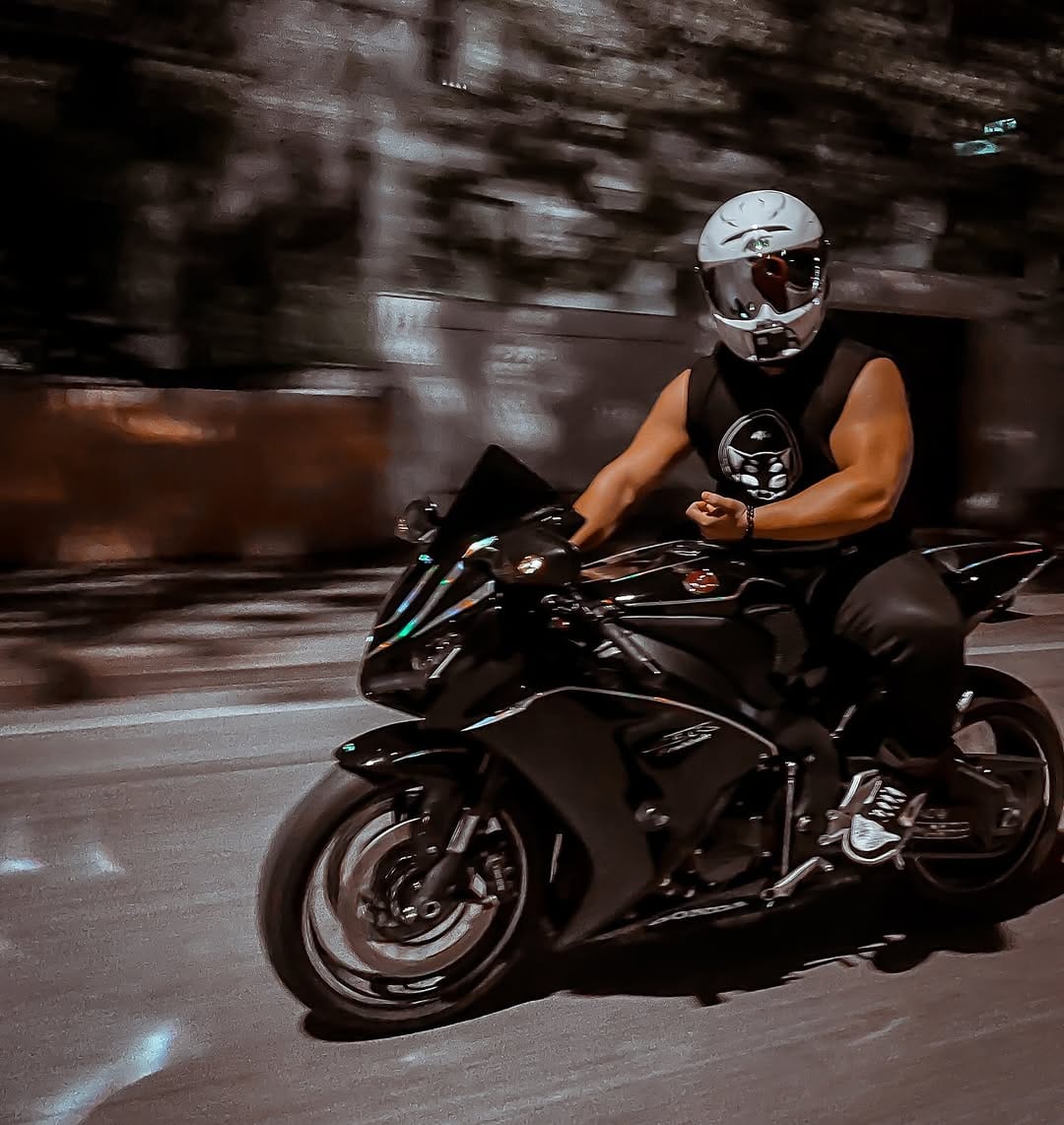 Post 5 by Alpha on Instagram (image)