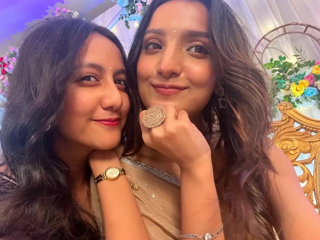 Post 3 by Himangi Kalita✨ on Instagram (carousel)