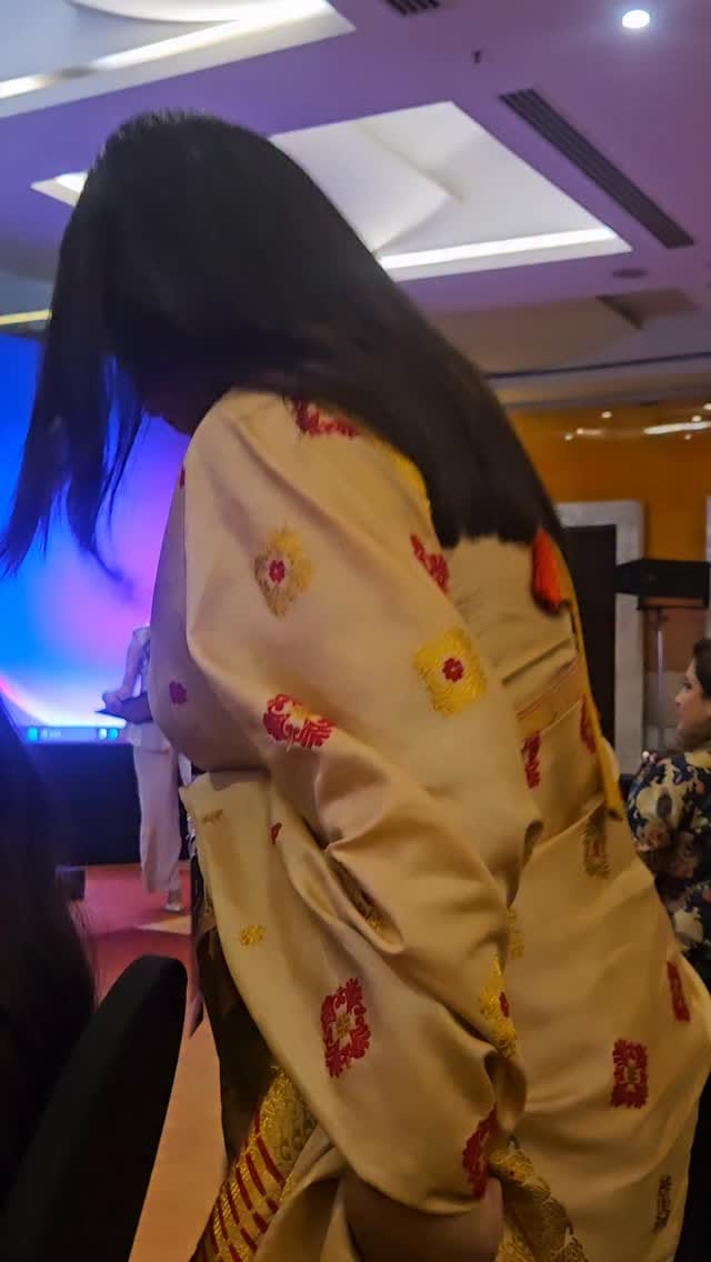 Post 2 by Bondita Saikia💄💄 on Instagram (video)