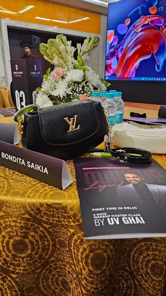 Post 8 by Bondita Saikia💄💄 on Instagram (video)