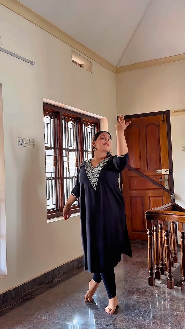 Post 1 by Swetha Puravankara Nair~ on Instagram (video)