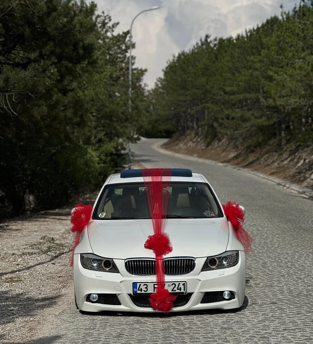 Post 8 by E90 Club Türkiye 🇹🇷♚ on Instagram (image)