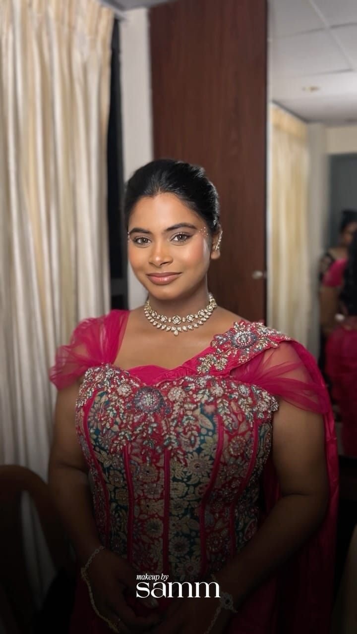 Post 1 by Sammyuktha | IMA Certified Makeup Artist on Instagram (video)
