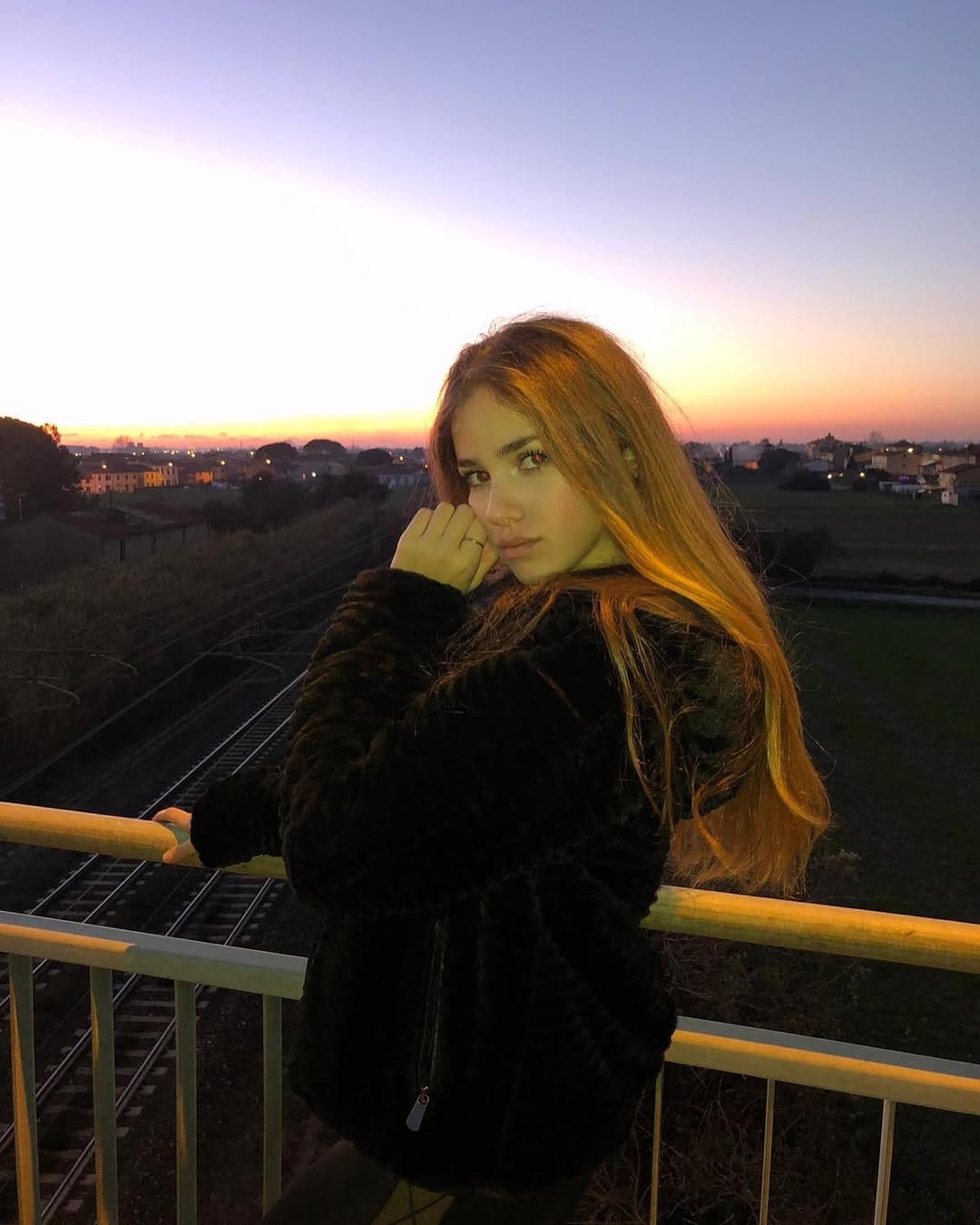 Post 10 by Ale🌹 on Instagram (carousel)