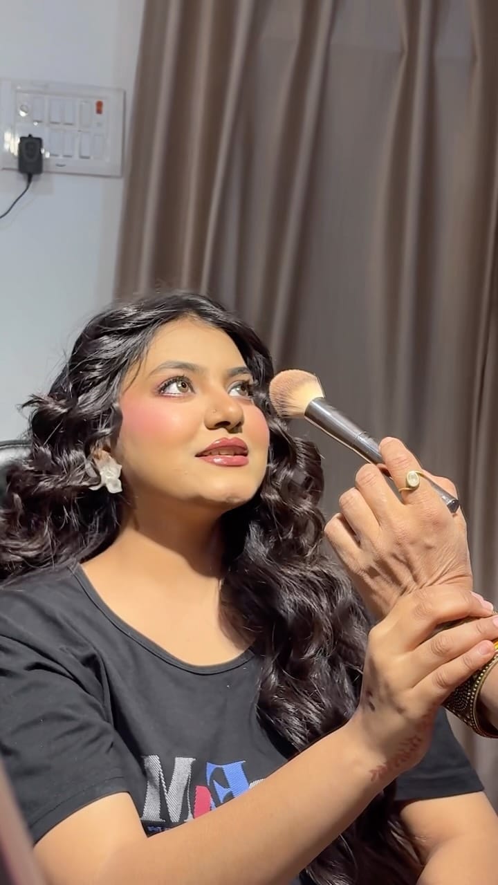 Post 8 by she n shine makeover's on Instagram (video)