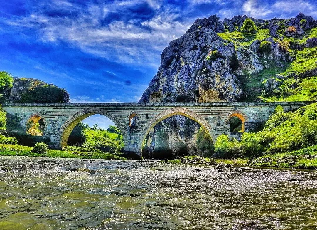 Post 7 by #LikeSamsun on Instagram (image)