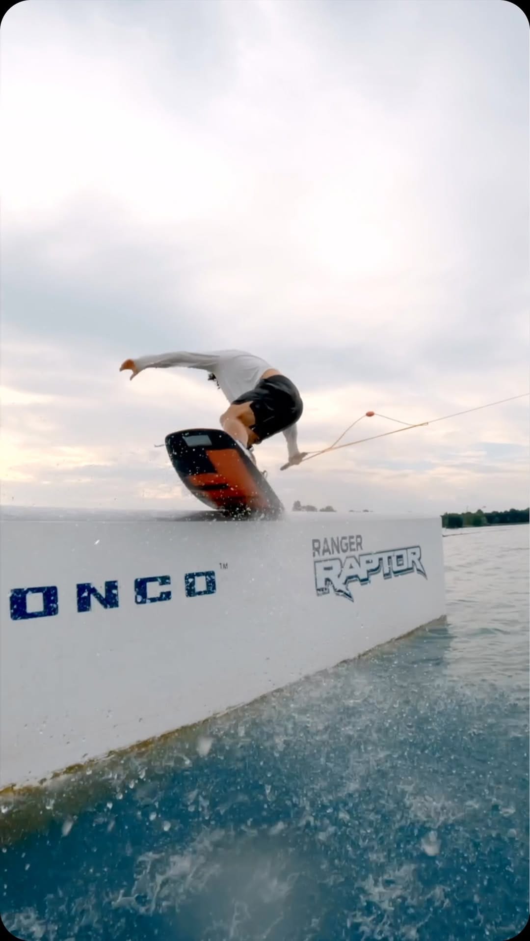 Post 9 by Andrea Colombo on Instagram (video)