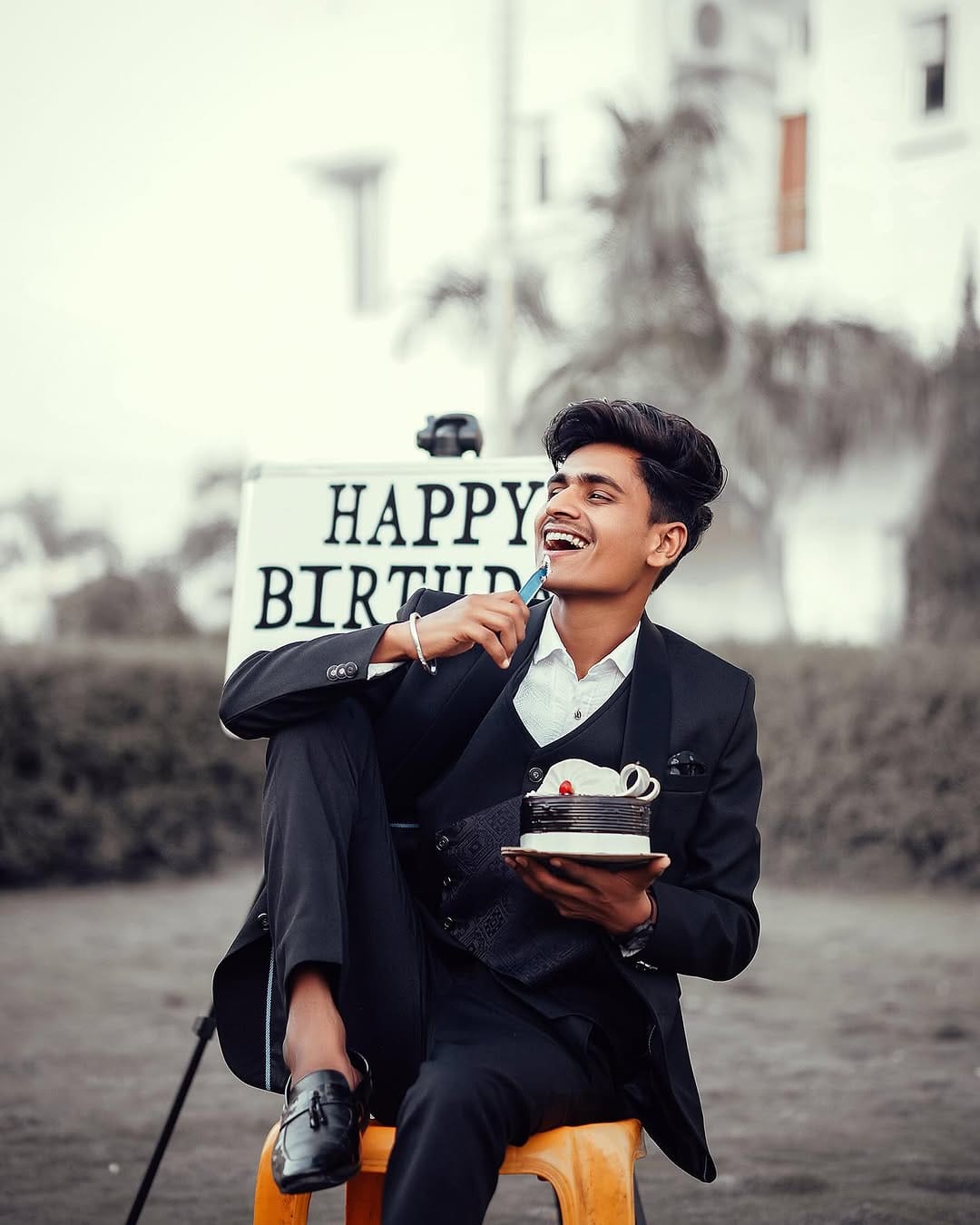 Post 9 by UTKARSH AGRAWAL on Instagram (carousel)