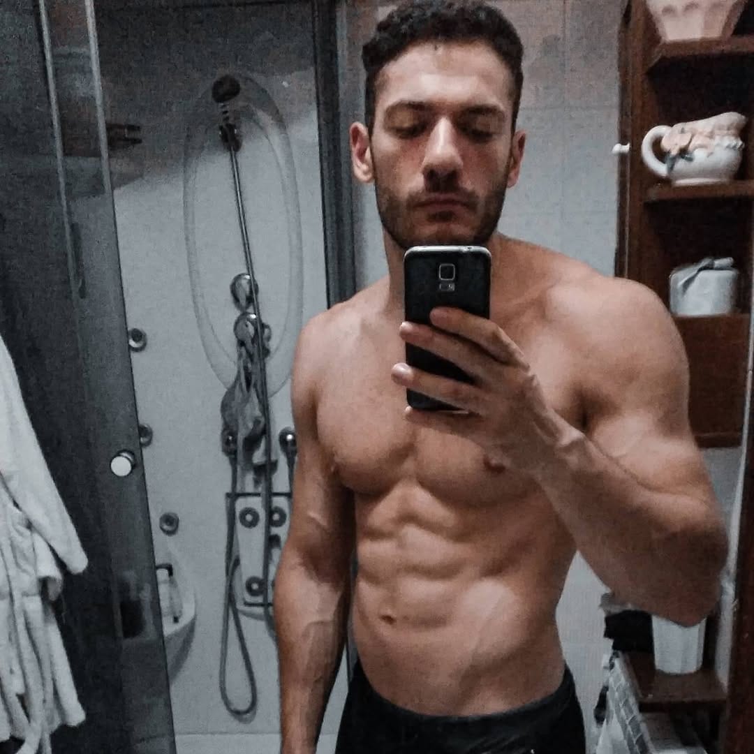 Post 9 by Dott. e Coach Manuele Bonfiglio - M\Bonfy on Instagram (carousel)