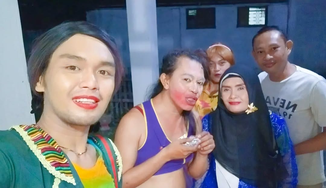 Post 3 by Nona Yuki Chatrinemulankunti on Instagram (carousel)