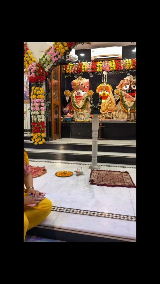 Post 8 by Sangrami•Artist• on Instagram (video)