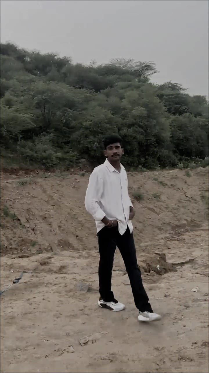 Post 1 by Dhruv Sharma on Instagram (video)