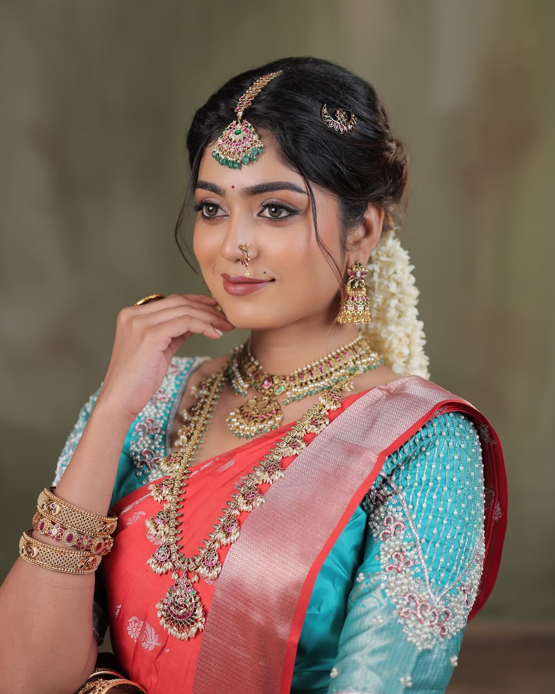 Post 5 by Pushpa Mua on Instagram (carousel)