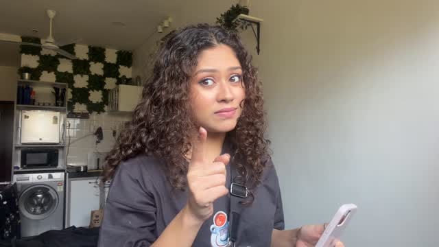Post 9 by Riya Roy on Instagram (video)