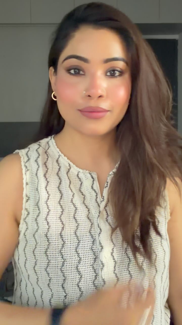 Post 5 by Priyanka Pipil on Instagram (video)