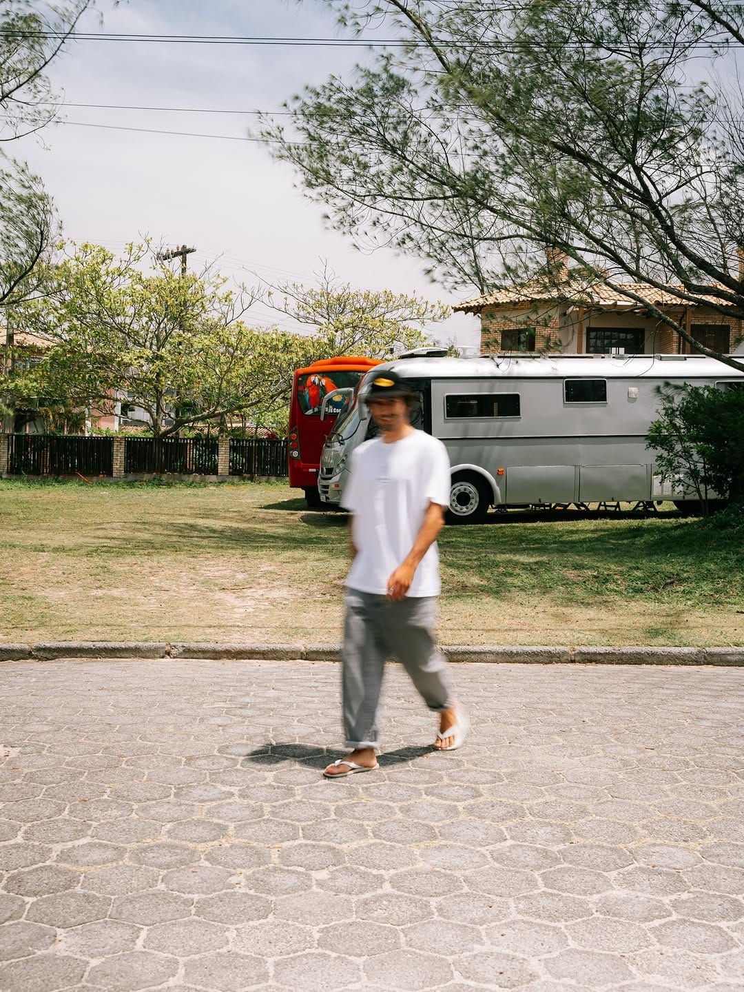 Post 4 by 𝑴𝑼𝑹𝑰𝑳𝑶 𝑽𝑨𝑹𝑮𝑨𝑺 on Instagram (carousel)