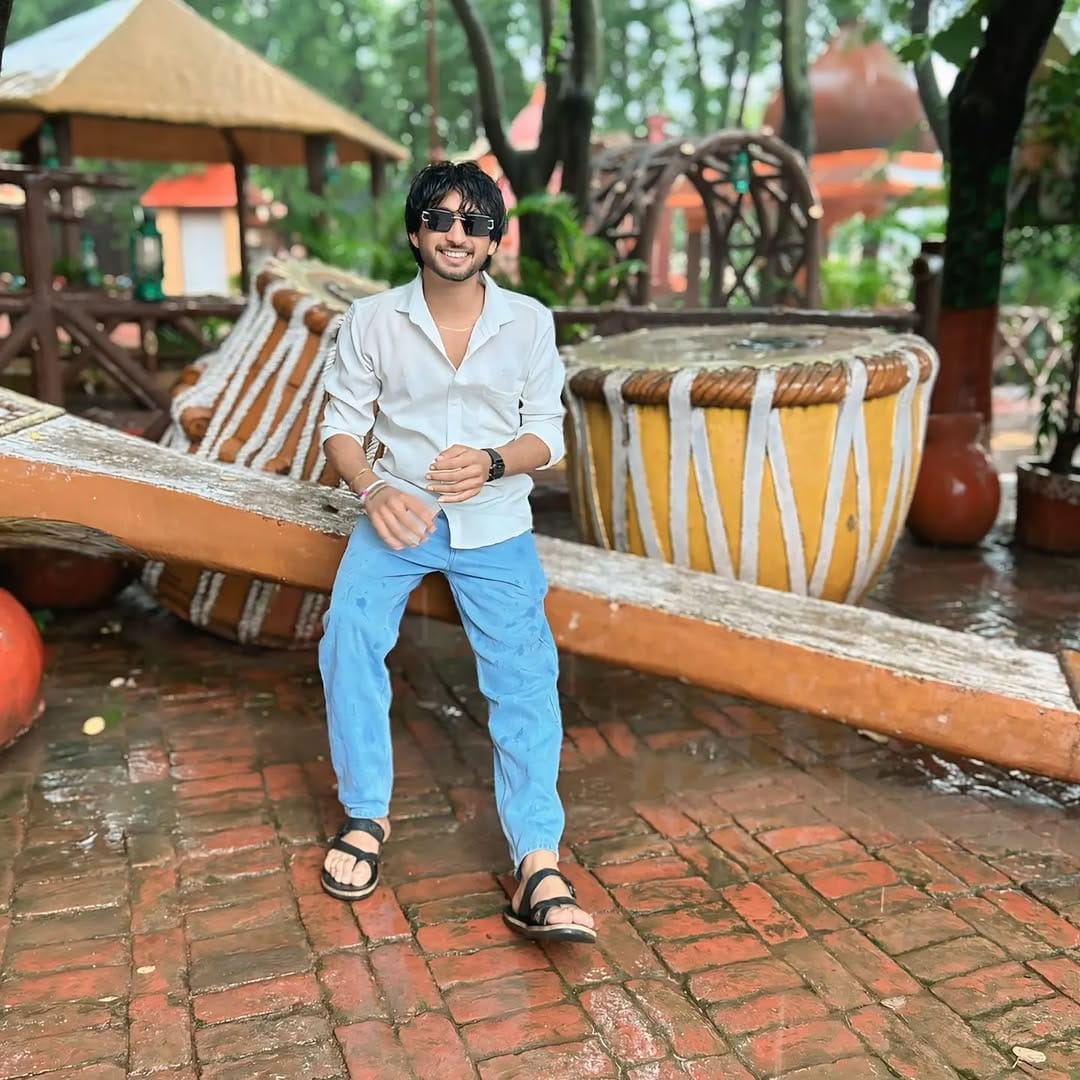 Post 3 by Mannu Rathore on Instagram (carousel)