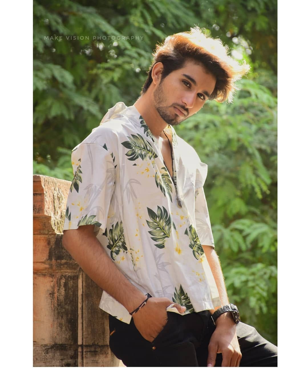 Post 10 by Mannu Rathore on Instagram (image)