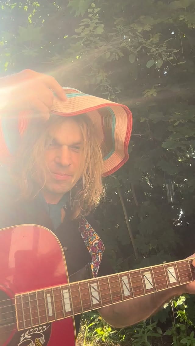 Post 4 by Carl-Einar Häckner on Instagram (video)