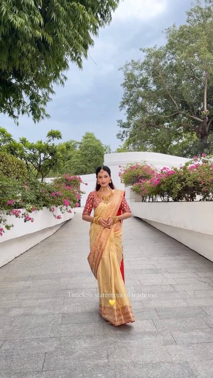 Post 2 by Prasanna 𝐆𝐚𝐢𝐤𝐚𝐫 on Instagram (video)