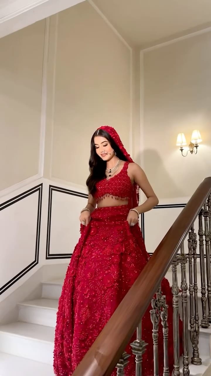 Post 8 by Tanu Garg-Jaipur makeup Artist on Instagram (video)
